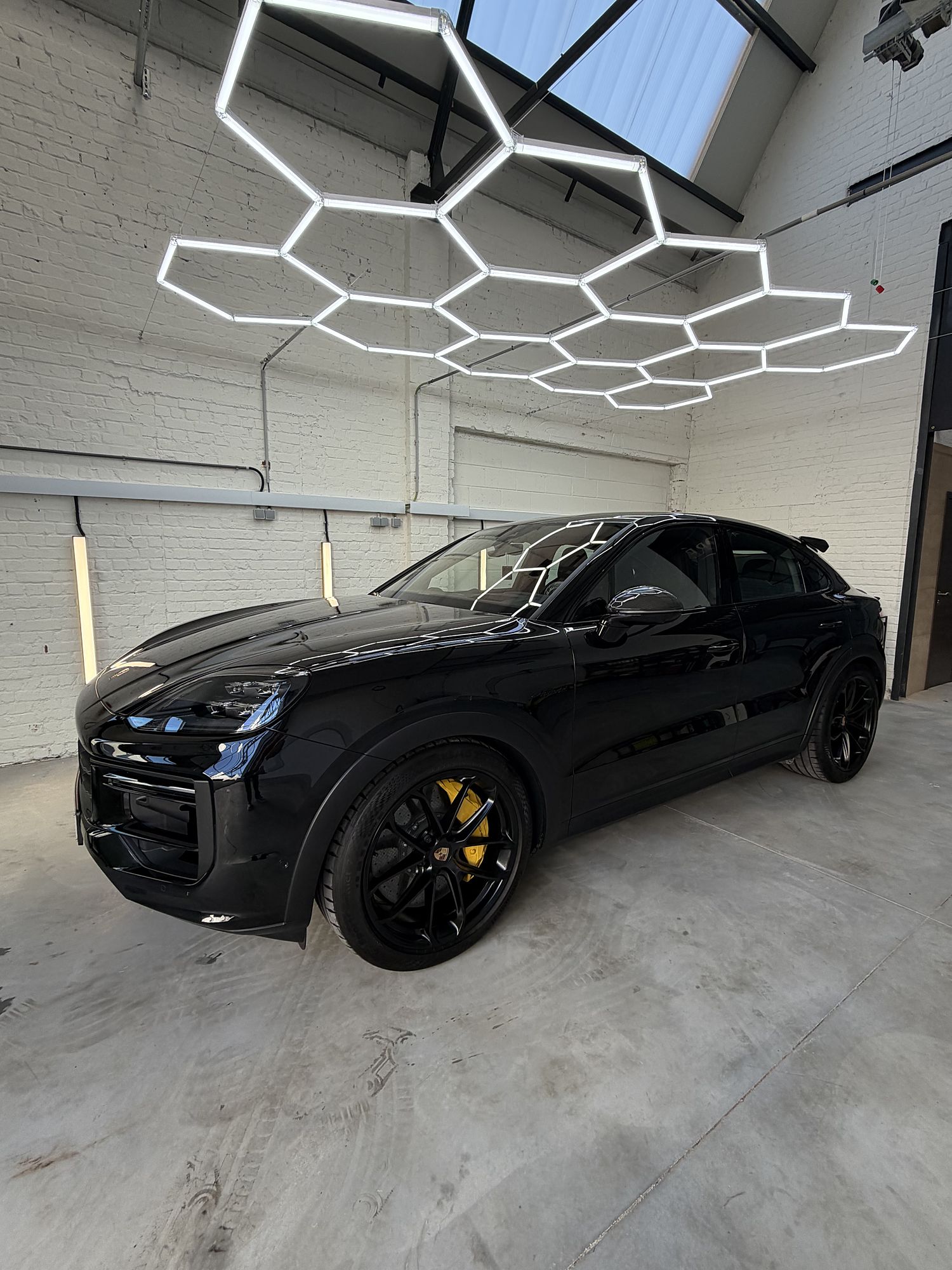 Porsche Cayenne in de werkplaats